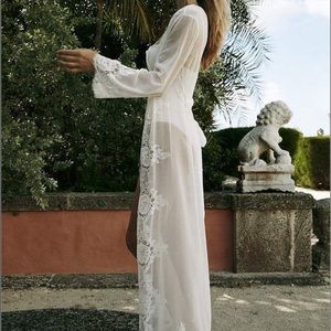 Homebodii Helena Long Lace Robe, Size XS
